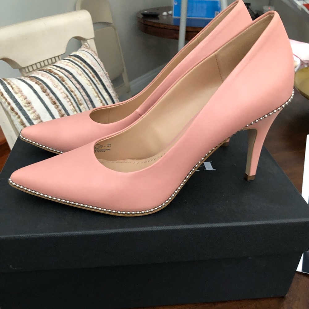 Coach Parker pump
